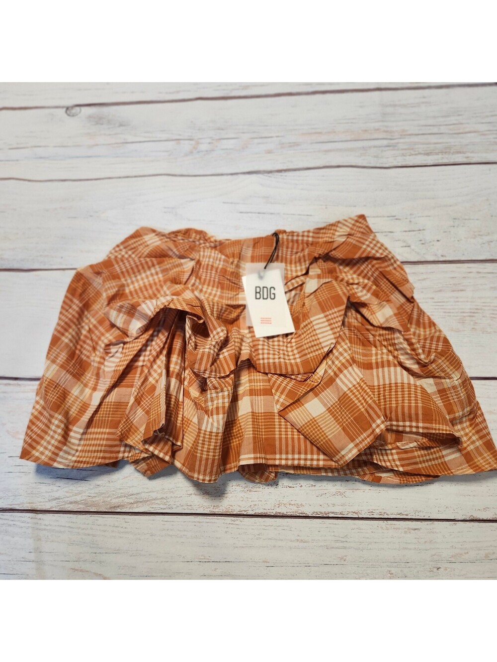 BDG Anna Printed Ruched Mini Orange Plaid Mini Skirt Ruffle Detail Small NWT